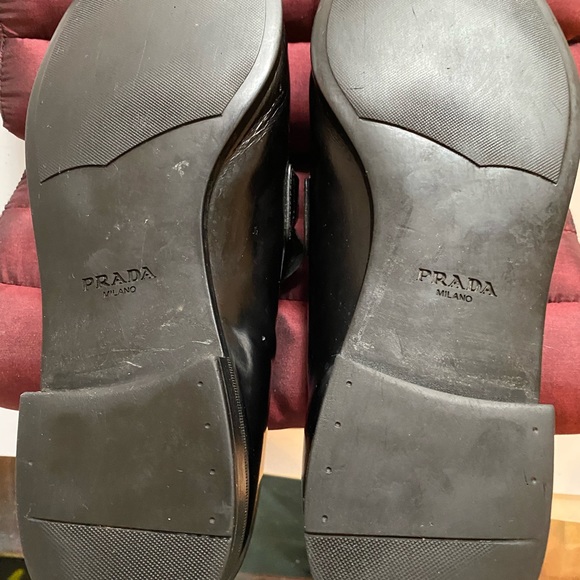 PRADA LOAFERS GUNMETAL BUCKLE BLACK PRADA PLATE SIZE 10 VERY GOOD CONDITION - Picture 5 of 10